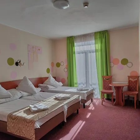 Feriested Mieszko Centrum Przy Deptaku 2*