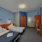 אתר נופש Mieszko Centrum Przy Deptaku 2*