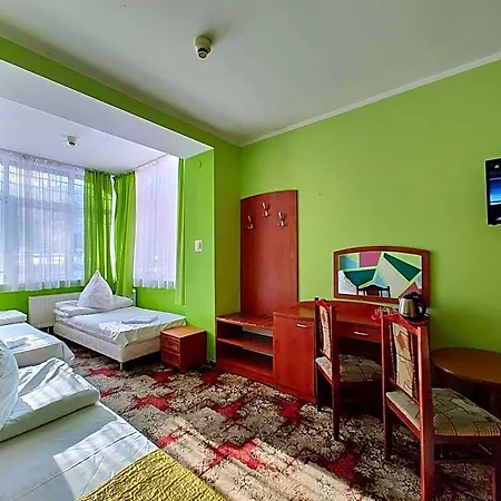 Mieszko Centrum Przy Deptaku 2*